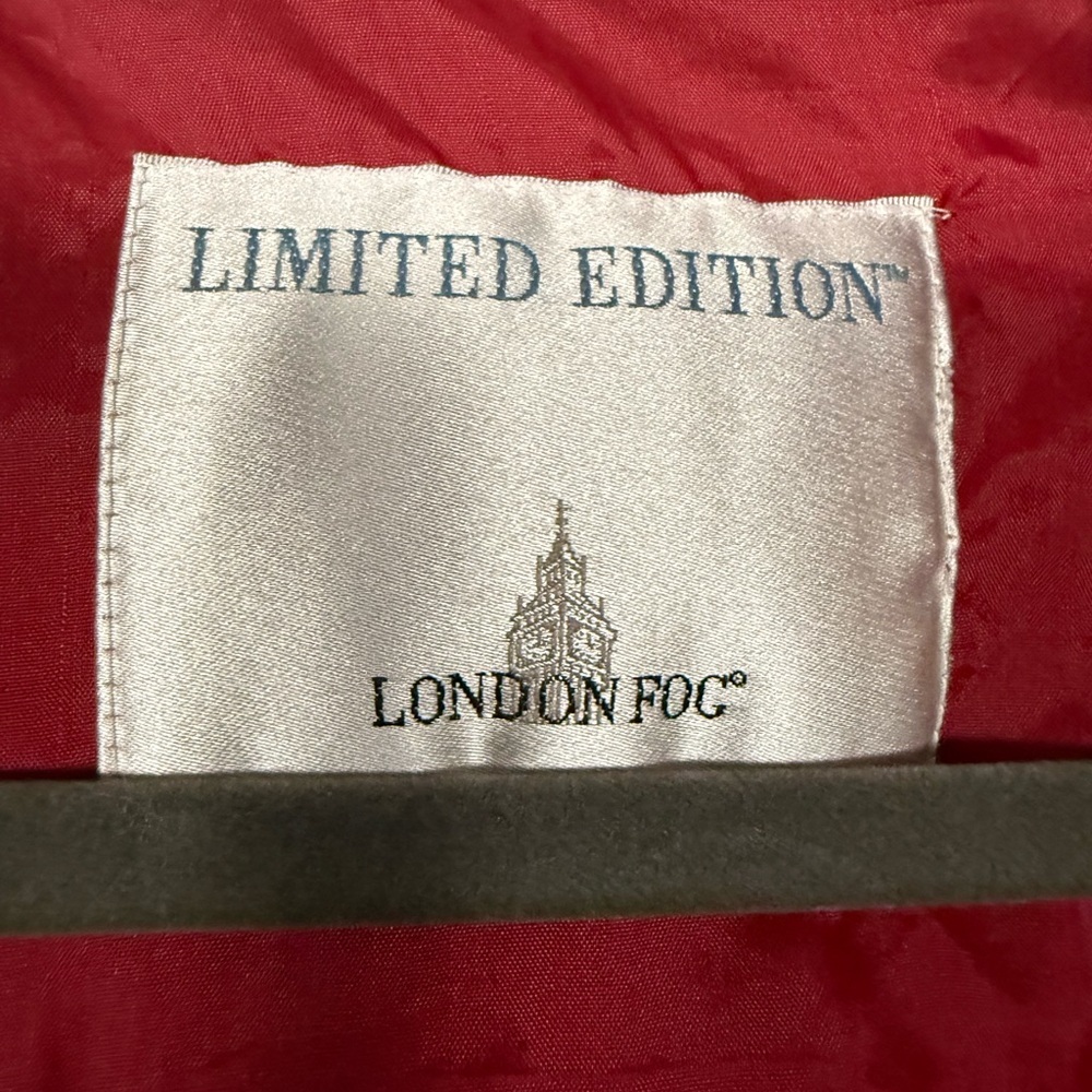 London Fog Limited Edition Red Zip up Overcoat Jacket Medium - Picture 3 of 8